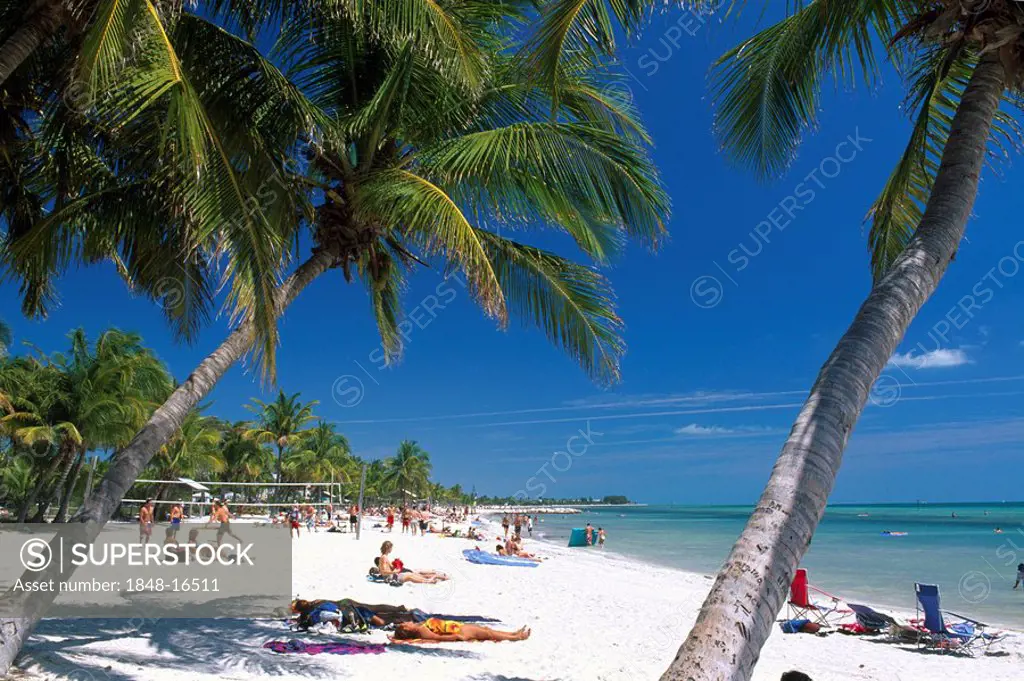 Beach scene, Smathers Beach, Key West, The Keys, Florida, USA