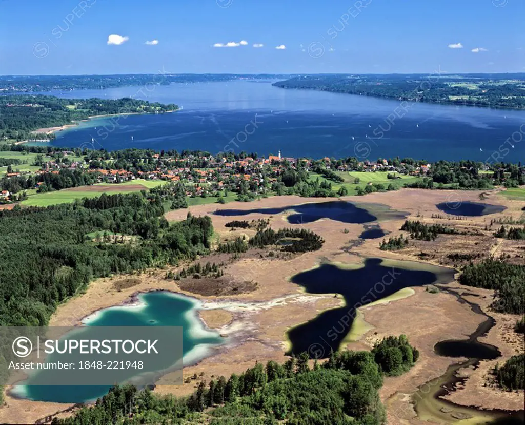 Aerial picture, Seeshaupt on Starnberger Lake, Osterseen Lakes in the front, Lustsee Lake, Groebensee Lake and Gartensee Lake, Upper Bavaria, Germany,...
