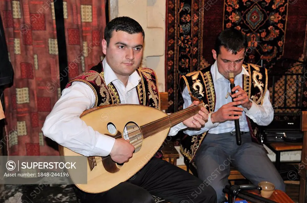 Armenian folklore music, musicians in a restaurant of Yerevan, Jerewan, Armenia, Asia