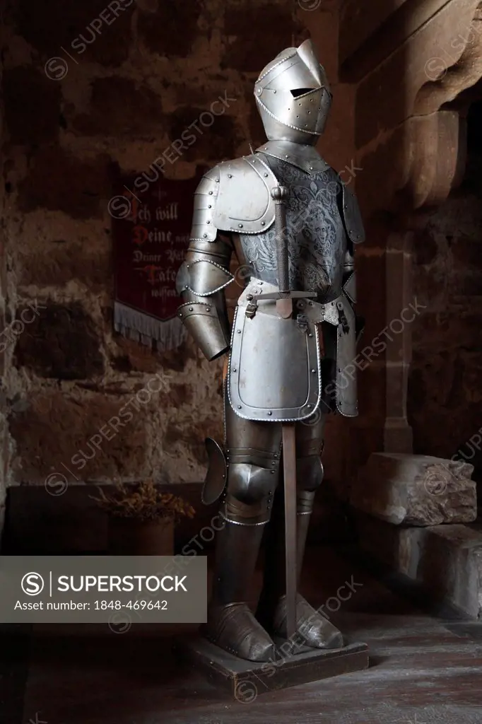 Medieval knight's armor, great hall, Burg Hardeg palace, Hardegsen near Goettingen, Lower Saxony, Germany, Europe