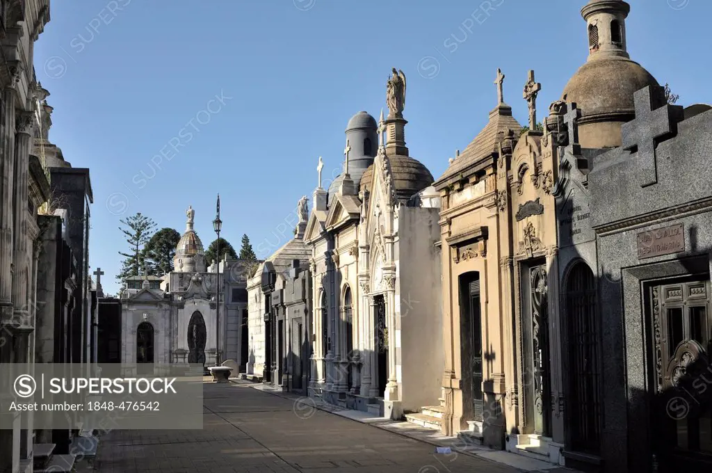 Cementerio de la Recoleta Cemetery, Recoleta, Buenos Aires, Argentina, South America