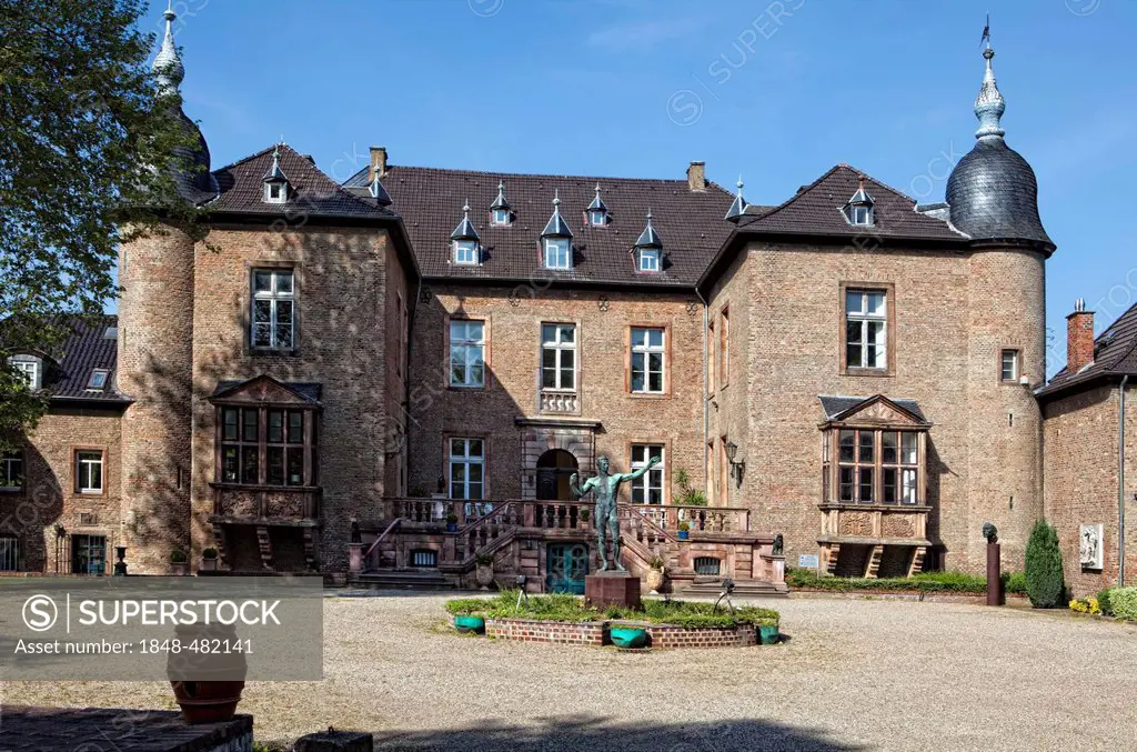 Schloss Noervenich castle, Noervenich, North Rhine-Westphalia, Germany, Europe