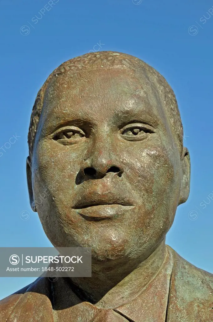 Monument to Albert Luthuli, Waterfront, Capetown, South Africa, Africa