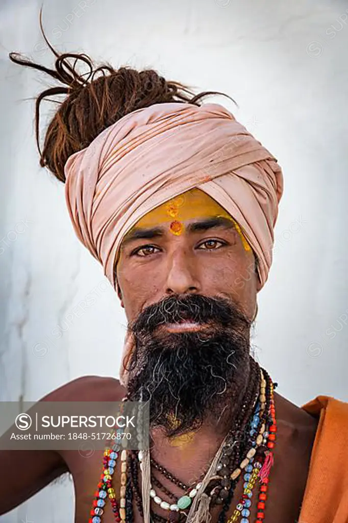 Sadhu, portrait, Pushkar, Rajasthan, India, Asia