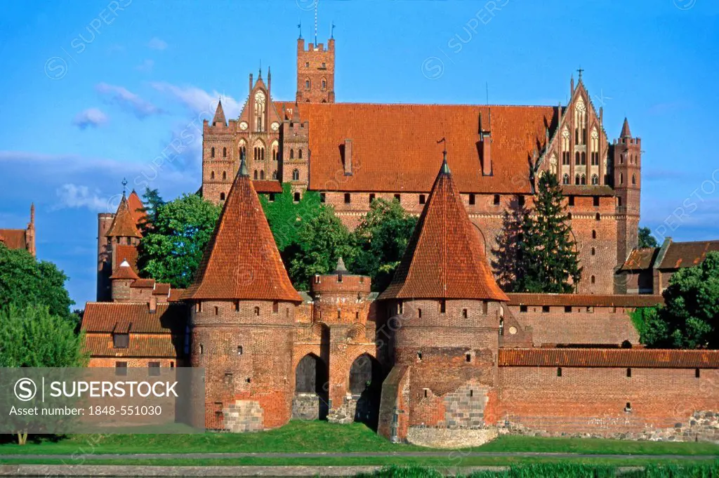 Malbork Castle, formerly Marienburg Castle, the seat of the Grand Master of the Teutonic Knights, Malbork, Mazury, Poland, Europe