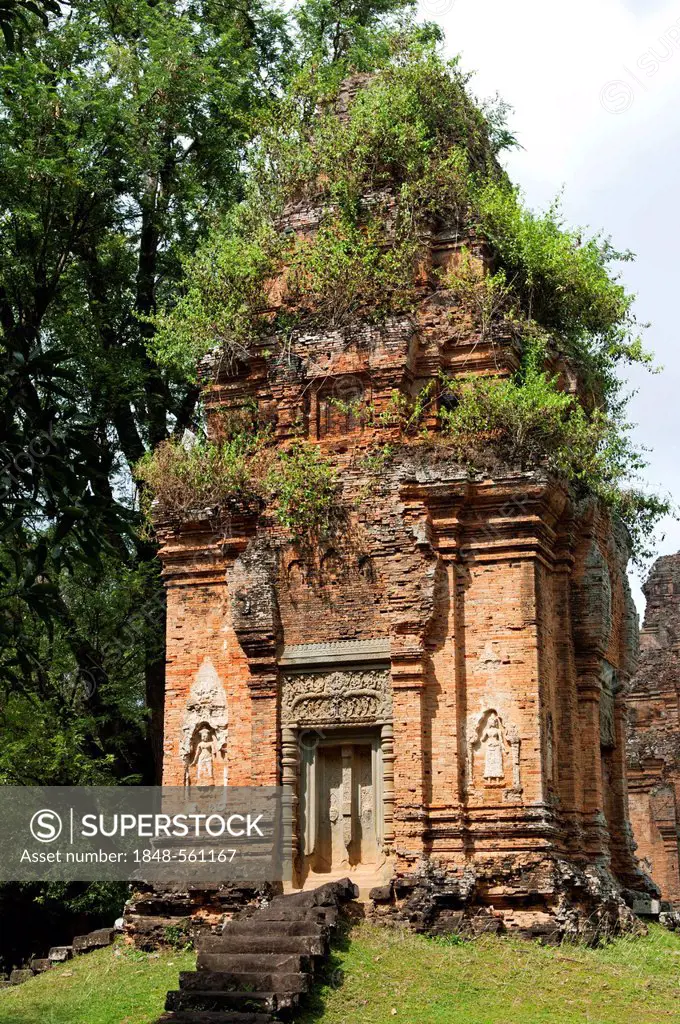 Sacred tower with a blind door, Bakong Temple, Roluos Group, Angkor, Siem Reap, Cambodia, Southeast Asia, Asia