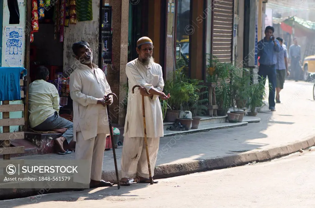 Beggars in the streets of Kolkata, West Bengal, India, Asia