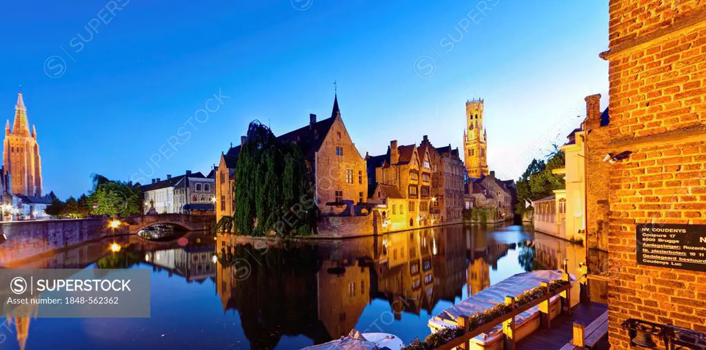 Historical Centre with guild houses on Rozenhoedkaai, Quai of the Rosary, historic town centre of Bruges, UNESCO World Heritage Site, West Flanders, F...