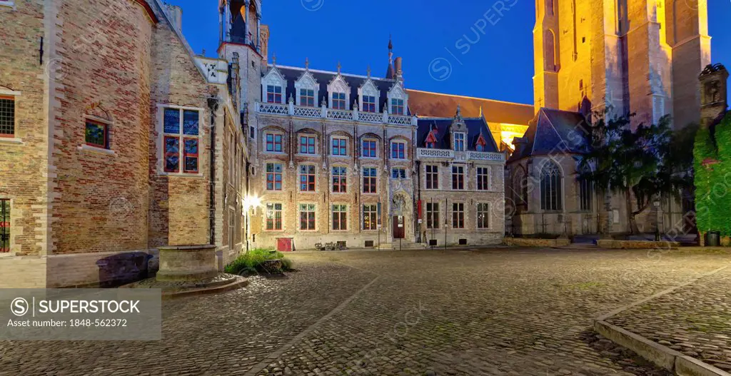 Gruuthusemuseum at the Church of Our Lady, Onze-Lieve-Vrouwekerk, historic town centre of Bruges, UNESCO World Heritage Site, West Flanders, Flemish R...