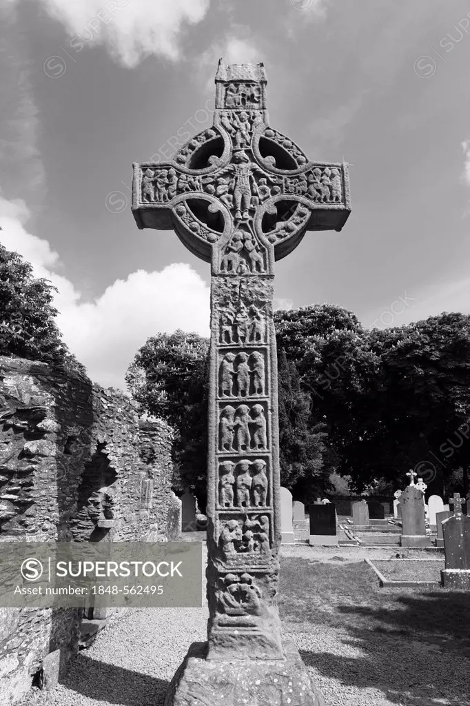 West Cross, the highest high cross in Ireland, Monasterboice Monastery, County Louth, Leinster, Ireland, Europe