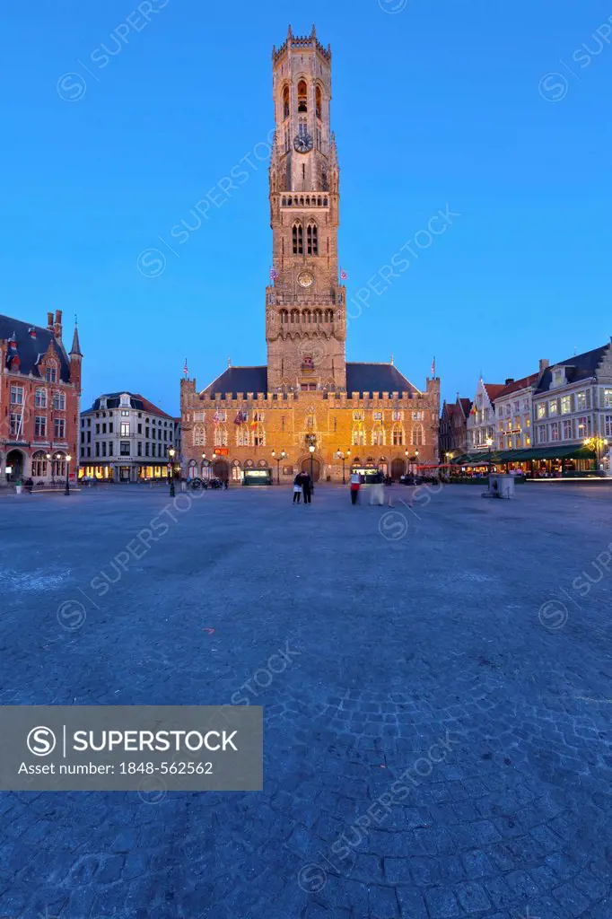 Belfry or bell tower of Belfort, Grote Markt market square, historic town centre of Bruges, UNESCO World Heritage Site, West Flanders, Flemish Region,...