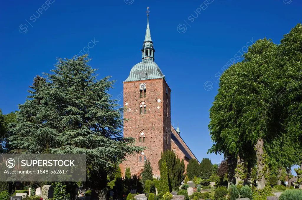 Sankt Nikolaikirche church, Burg, Fehmarn island, Baltic Sea, Schleswig-Holstein, Germany, Europe