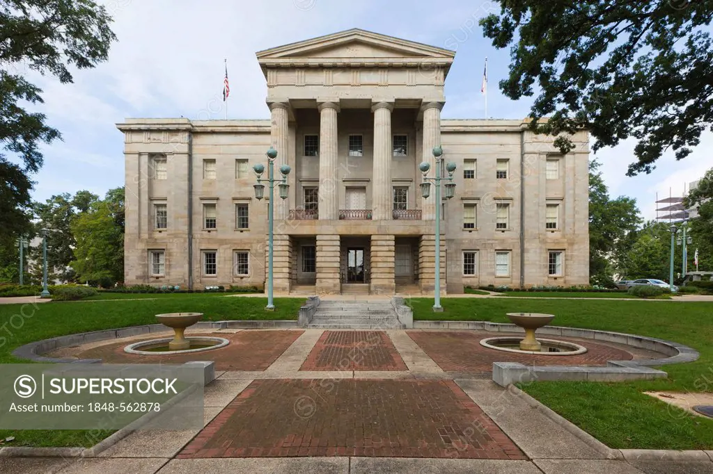 North Carolina State Capitol, seat of the Office of the Governor of North Carolina, Raleigh, North Carolina, USA, North America