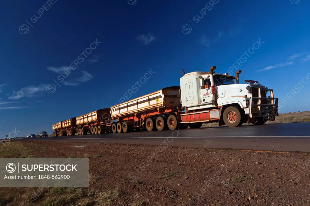 Road Train, 2AB quad, on a country road outside of Port Hedland, Western Australia, Australia
