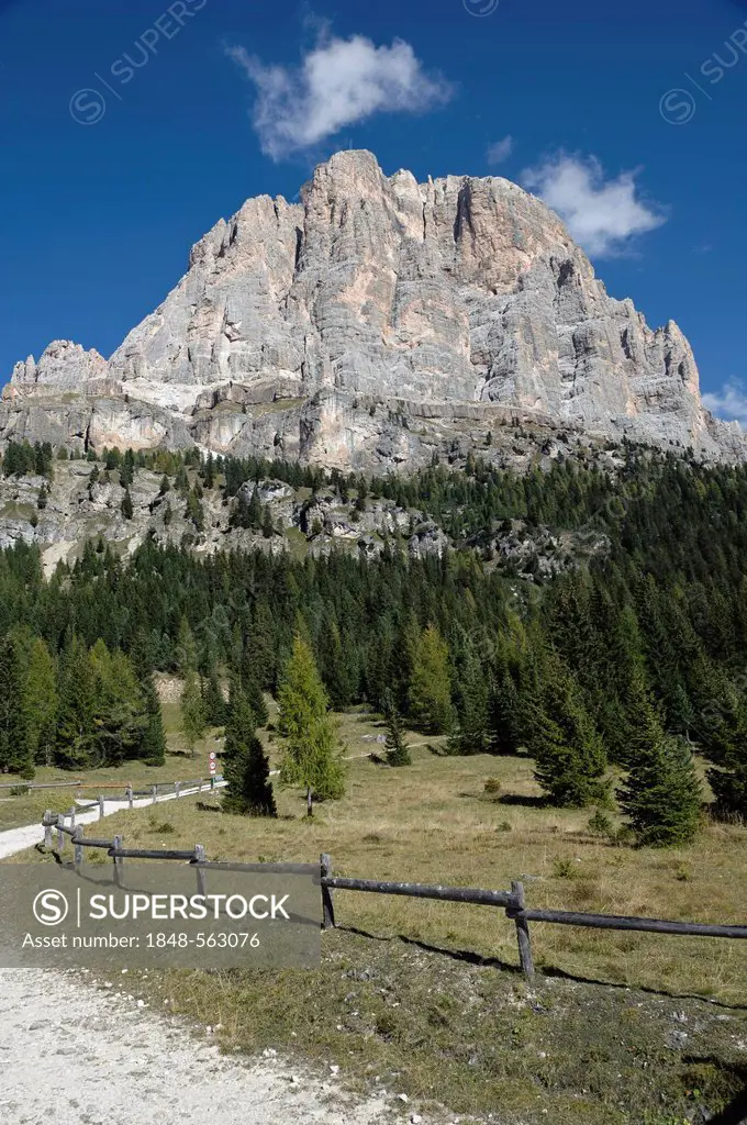 Mt. Lagazuoi, Dolomites, South Tyrol, Italy, Europe