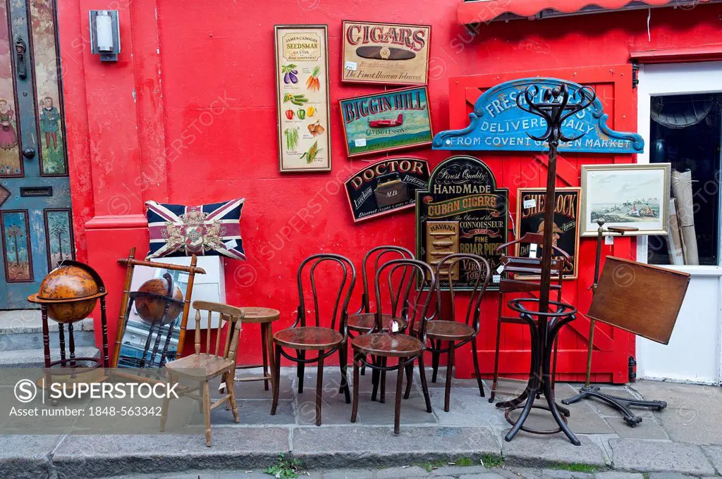 Antiques shop, Portobello Road, Notting Hill, London, England, United Kingdom, Europe