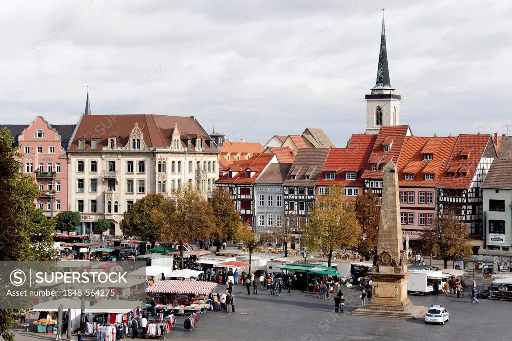 Domplatz square and the weekly market, Erfurt, Thuringia, Germany, Europe