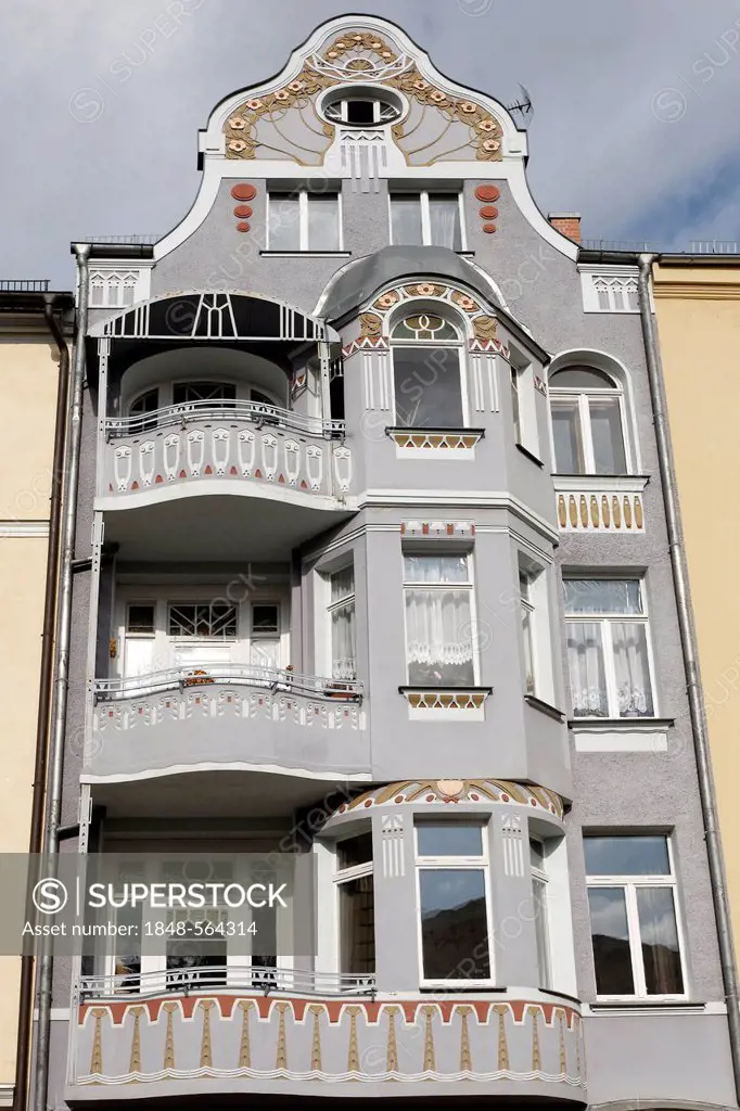 Art Nouveau-style residential building, Am Graben street, Weimar, Thuringia, Germany, Europe