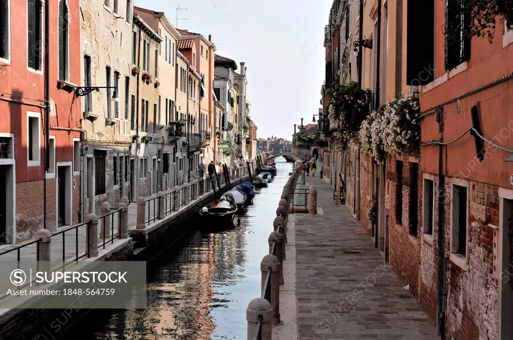 Canal Fondamenta Soranza delle Fornaci, Venice, Veneto, Italy, Europe, Europe