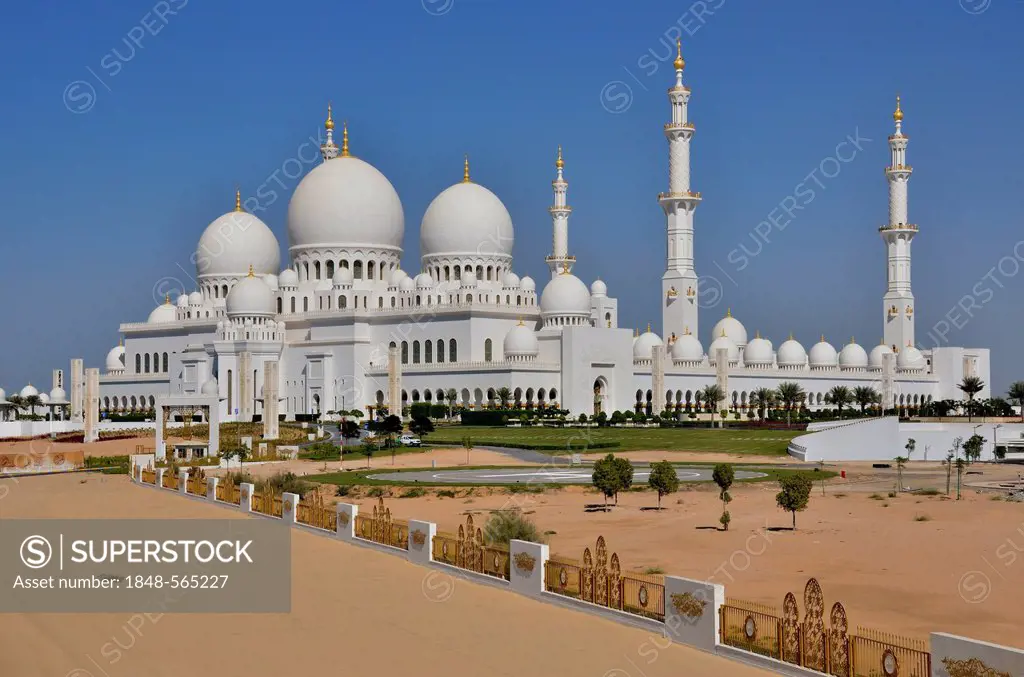 Sheikh Zayed Mosque, Abu Dhabi, United Arab Emirates, Arabian Peninsula, Asia