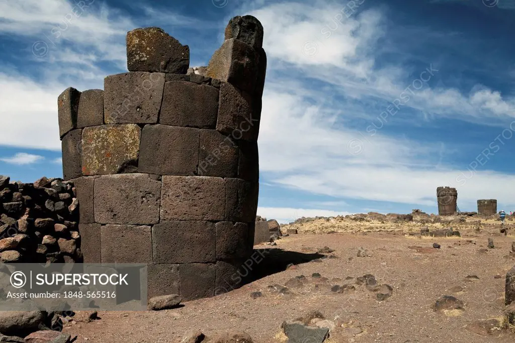 Burial towers called chullpas, of the Aymara people from the Colla culture above Lake Umayo near Puno, conquered by the Incas in the 15th Century and ...