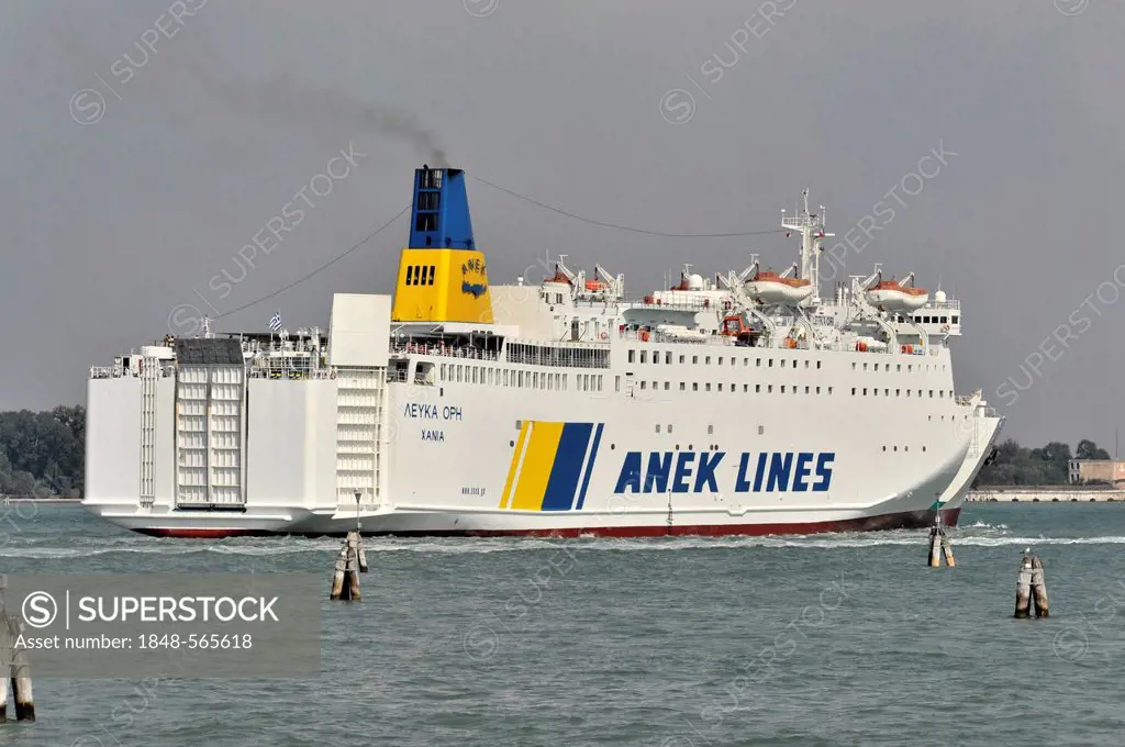 Ferry, Anek Lines Lefka Ori, 192m, 1, 500 passengers, built in 1992, departing Venice, Veneto, Italy, Europe