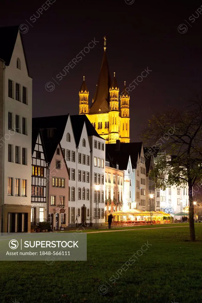 Old town on the banks of the Rhine with Gross St. Martin church, Cologne, Rhineland, North Rhine-Westphalia, Germany, Europe, PublicGround