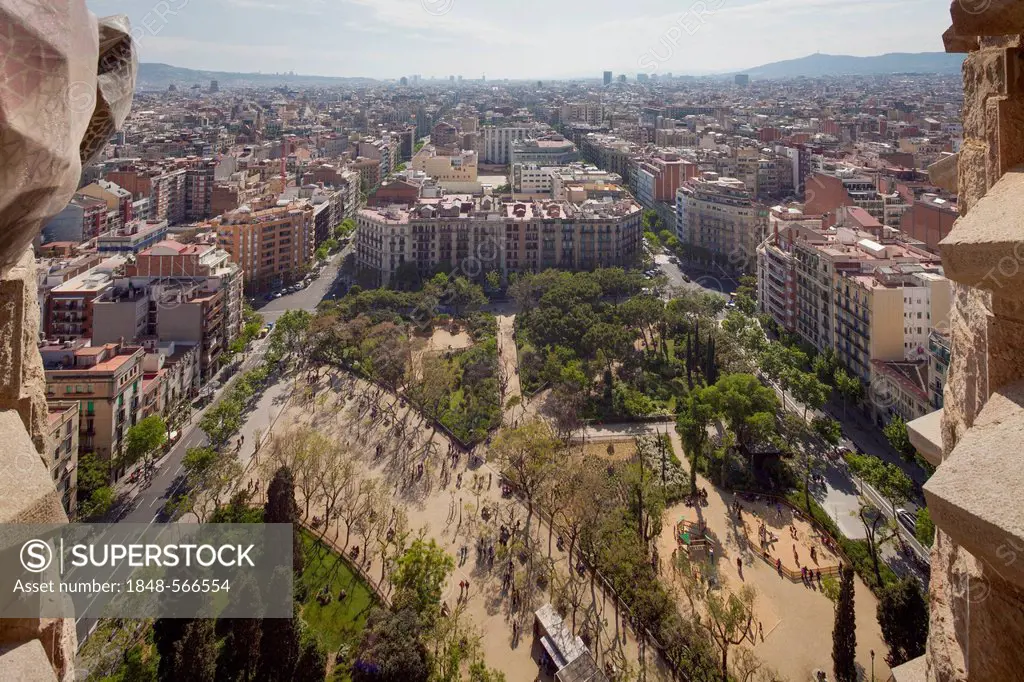Aerial view, view of Barcelona from the towers of the Sagrada Familia church in Barcelona, Catalonia, Spain, Europe