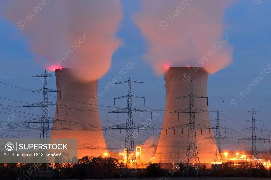 Cooling towers of the Grafenrheinfeld E.ON nuclear power plant, Schweinfurt, Bavaria, Germany, Europe