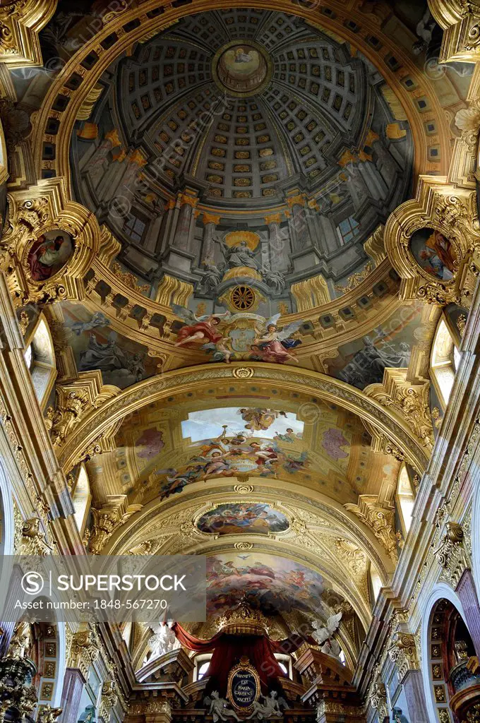 Arched ceiling, ceiling painting, 1703, by Andrea Pozzo, creating a perspective optical illusion, Jesuitenkirche church, Doktor-Ignaz-Seipel-Platz squ...