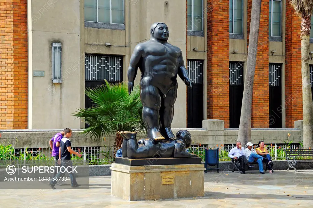 Sculpture by the artist and sculptor Fernando Botero in Plaza Botero, Medellin, Colombia, South America, Latin America, America