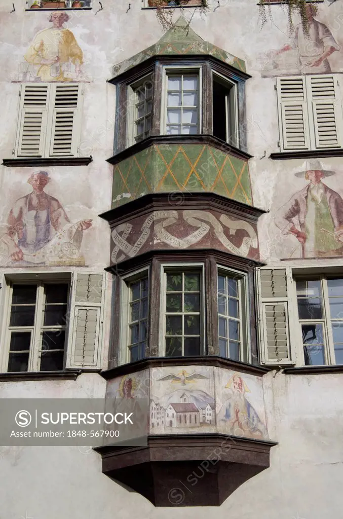 Bay window on a facade in the historic centre of Bozen, Bolzano, South Tyrol, Italy, Europe
