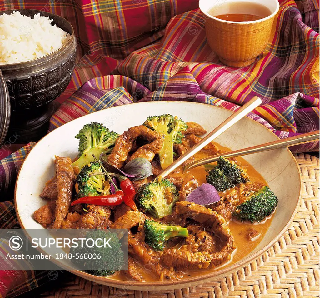 Beef curry with broccoli and coconut milk, Thailand