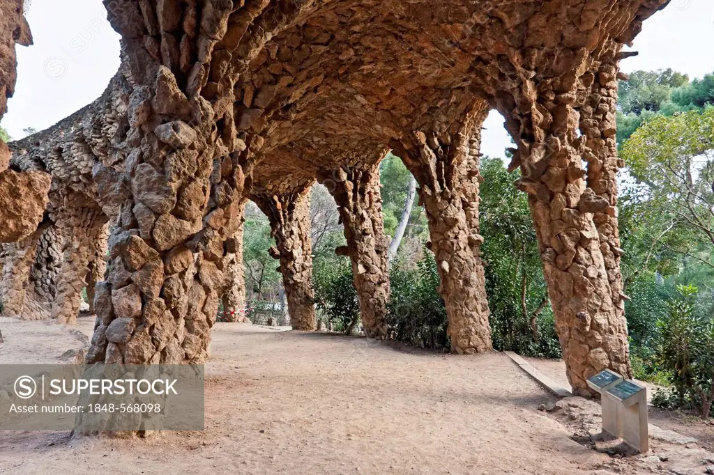 Gaudi architecture, Parc Guell, UNESCO World Heritage Site, Barcelona, Catalunya, Catalonia, or Cataluna, Spain, Europe