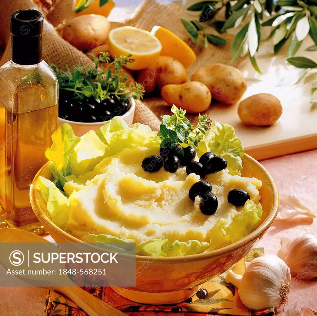 Greek style potato paste with garlic, almonds, lemons and olive oil, cold starter, Greece