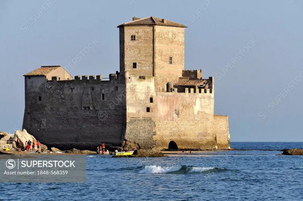 Torre Astura, medieval fortress, 10th Century, Tyrrhenian Sea near Nettuno, Lazio, Italy, Europe