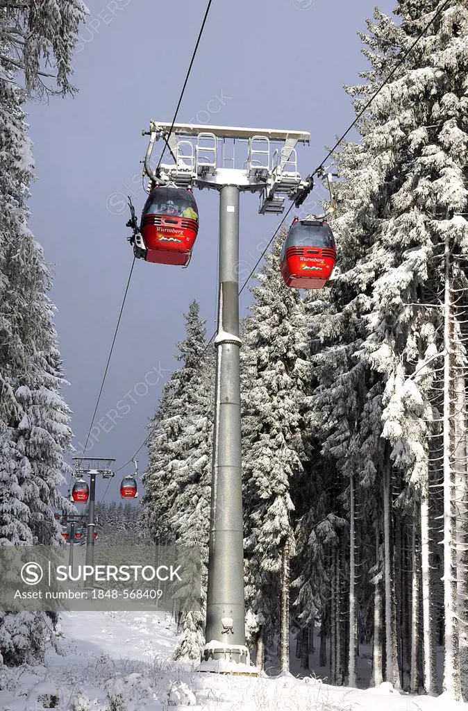 Skiing gondolas of a cable car, Wurmberg, Harz mountains, Lower Saxony, Germany, Europe