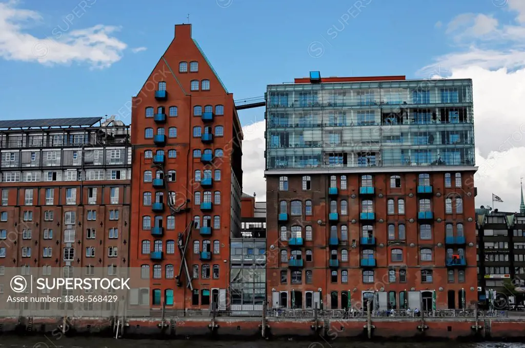 Stadtlagerhaus, redeveloped warehouse building along the Elbe River near St. Pauli, Hanseatic City of Hamburg, Germany, Europe