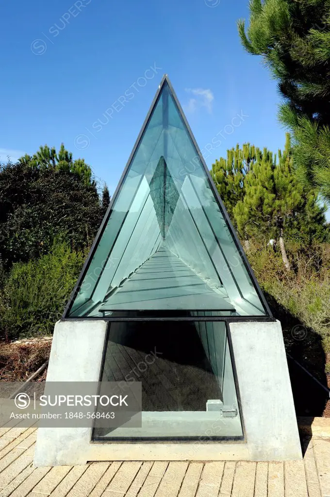Glass prism on the grounds of Yad Vashem Holocaust Memorial, Jerusalem, Israel, Middle East, Western Asia, Asia