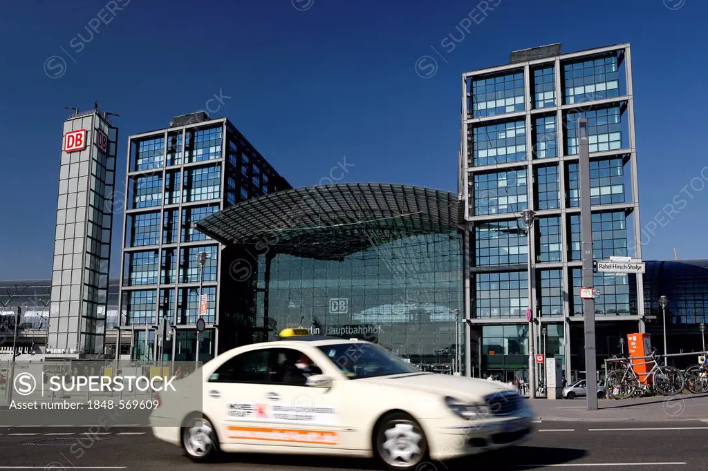 Moving taxi in front of Berlin Central Station, Berlin, Germany, Europe