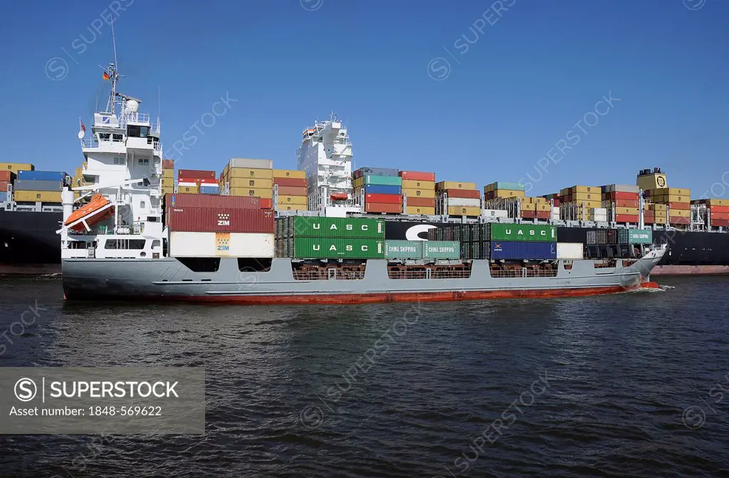 Container ship in the port of Hamburg, Hamburg, Germany, Europe