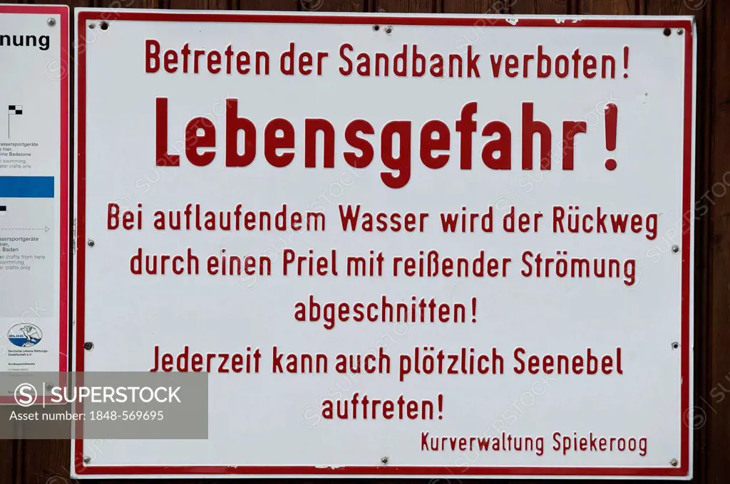 Danger sign Betreten der Sandbank verboten! Lebensgefahr!, German for Entering the sandbank forbidden! Danger!, Spiekeroog, East Frisia, Lower Saxony,...