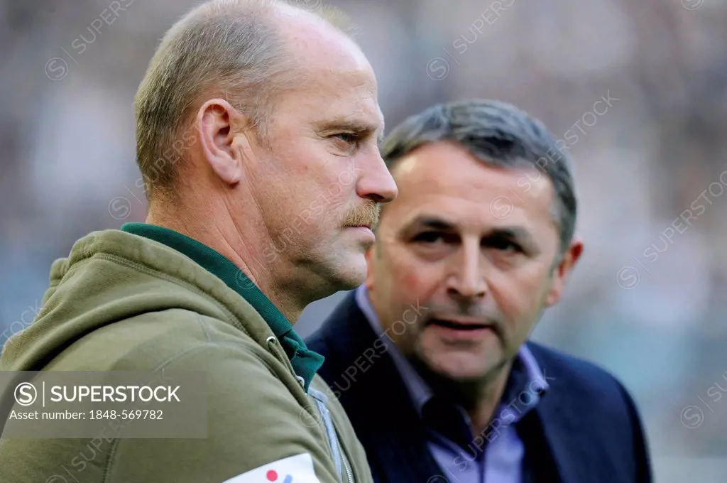 Coach Thomas Schaaf and Klaus Allofs Manager, both of Bremen, German football Bundesliga, VfL Borussia Moenchengladbach vs. SV Werder Bremen 5:0, Nord...