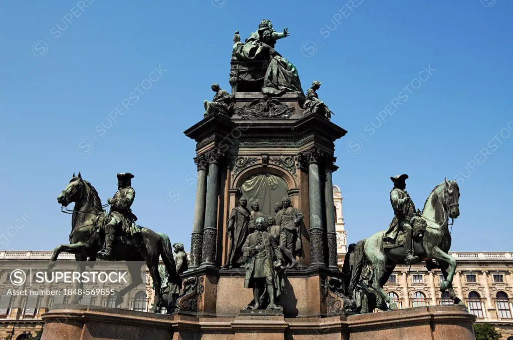 Monument of Maria Theresia, Natural History Museum at the back, Maria-Theresien-Platz square, Vienna, Austria, Europe