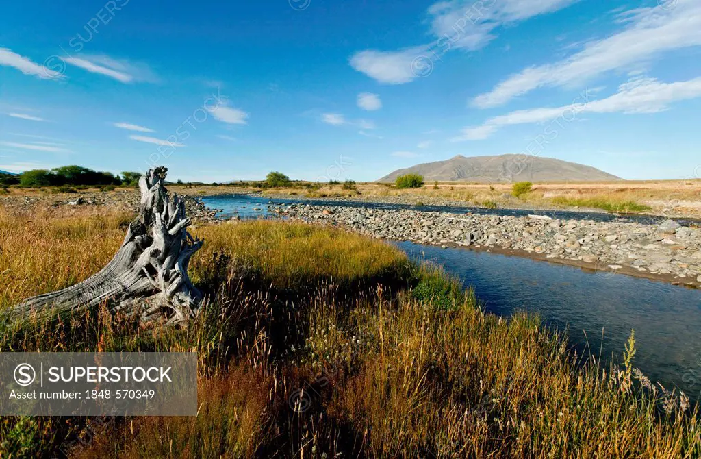 Landscape near El Calafate, Los Glaciares National Park, UNESCO World Heritage Site, Cordillera, Santa Cruz province, Patagonia, Argentina, South Amer...