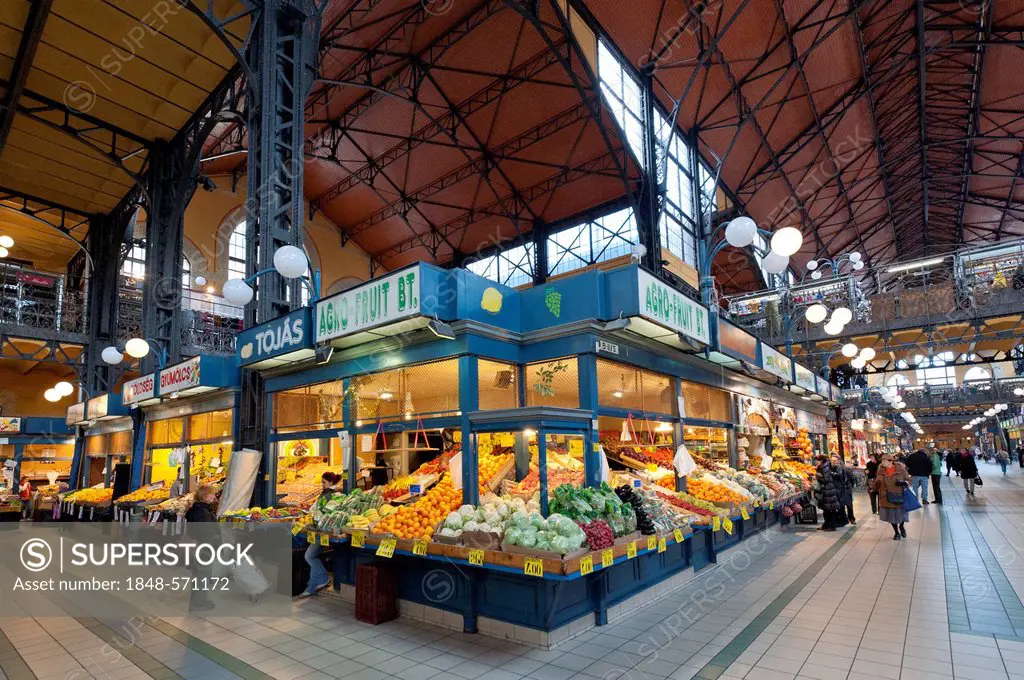 Stalls, Great Market Hall, Budapest, Hungary, Europe