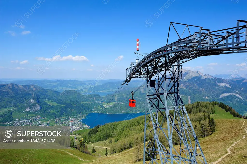 Zwoelferhorn cable car, overlooking St. Gilgen, Lake Wolfgang, Lake Atter and Lake Mond, Salzkammergut, Salzburg, Upper Austria, Austria, Europe