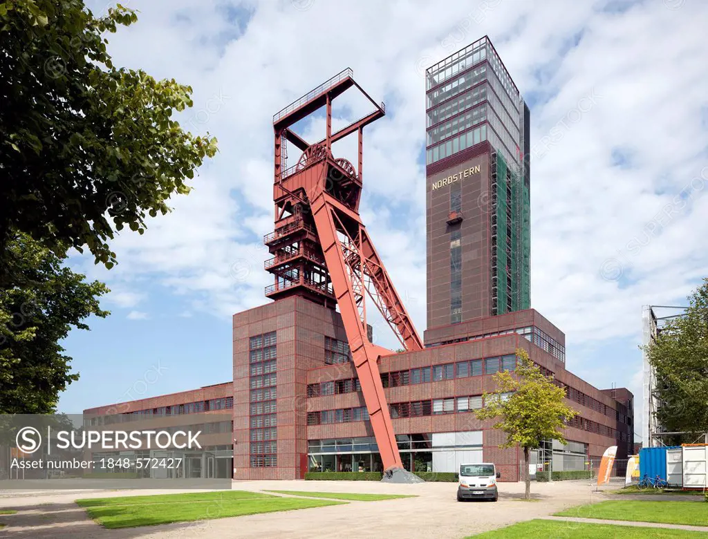 Former Nordstern Coal Mine Industrial Complex, administration building, Gelsenkirchen, Ruhr Area, North Rhine-Westphalia, Germany, Europe, PublicGroun...