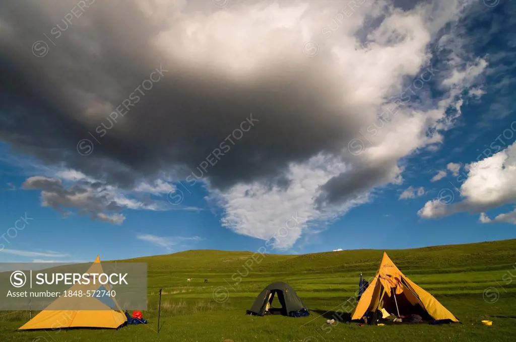 Tents, camping in the highlands, Drakensberg, Kingdom of Lesotho, southern Africa