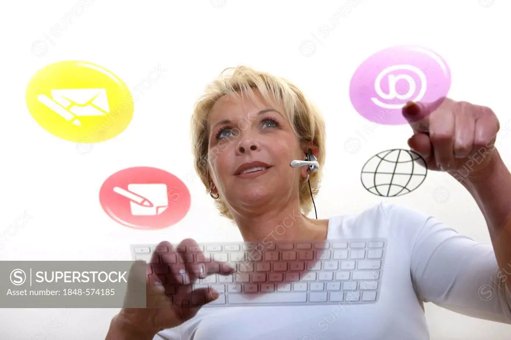 Woman at the workplace, symbolic image for the virtual office
